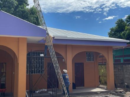 Januar 2023: Die Außenarbeiten sind fast abgeschlossen.