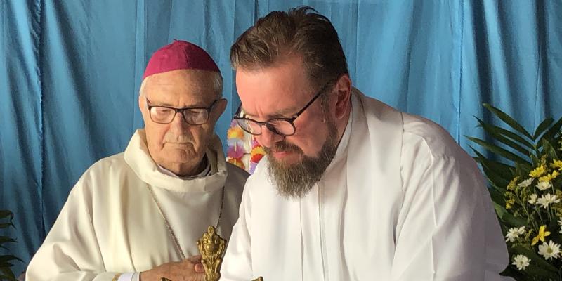 Weihegottesdienst mit Bischof Bernardo Hombach